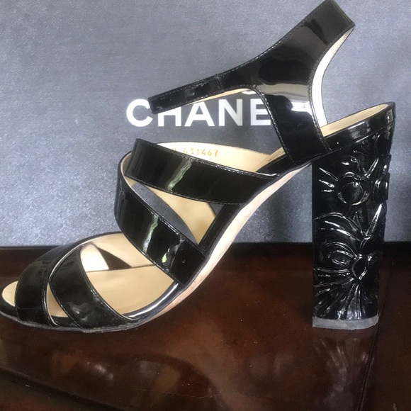 CHANEL Shoes - Black Patent Chanel CC logo Flower Heel Sandals